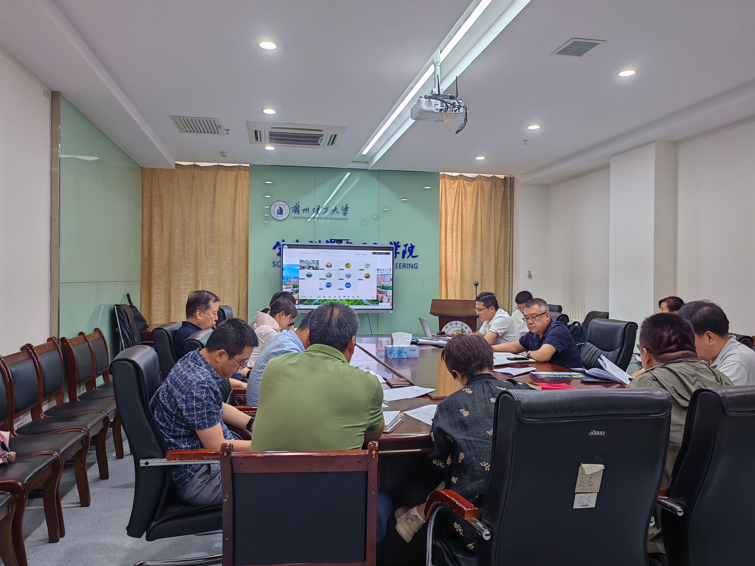 3377体育举行生物工程一级学科方向设置论证会